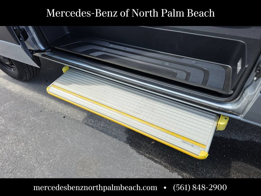 Used 2025 Mercedes-Benz Sprinter 2500 image 14