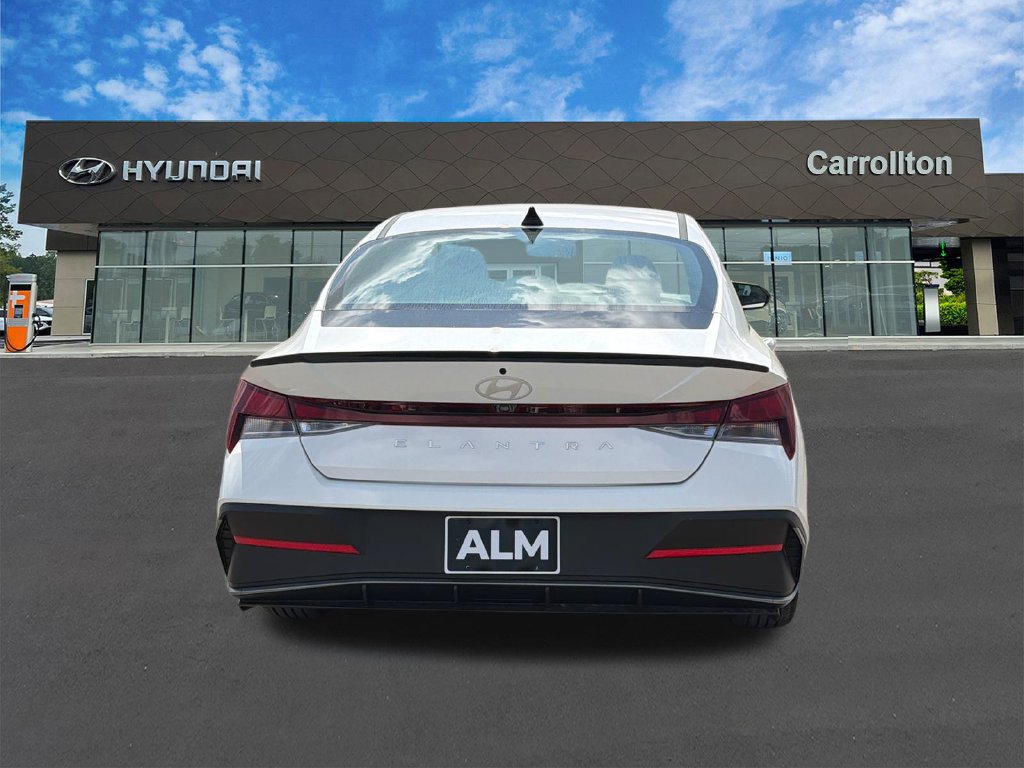 New 2026 Hyundai Elantra SEL Sport FWD image 7