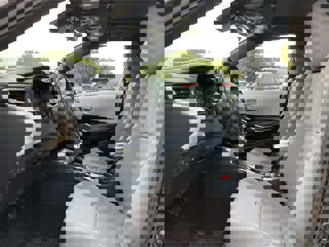 Used 2024 Toyota Corolla SE image 13