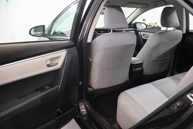 Used 2014 Toyota Corolla LE FWD image 23
