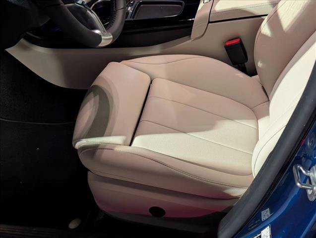 Used 2026 Mercedes-Benz CLA 250 image 4