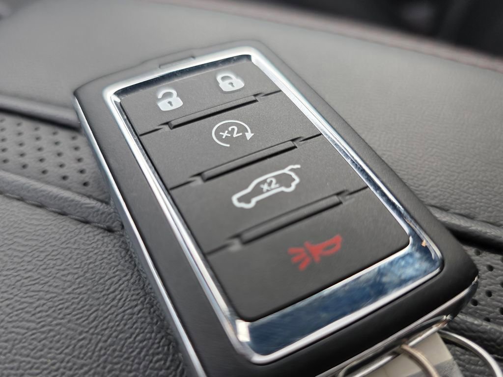 Used 2024 Jeep Wagoneer Launch Edition image 31