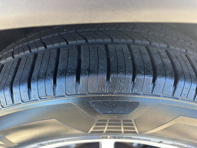 Used 2025 Mercedes-Benz GLE 350 4MATIC image 10