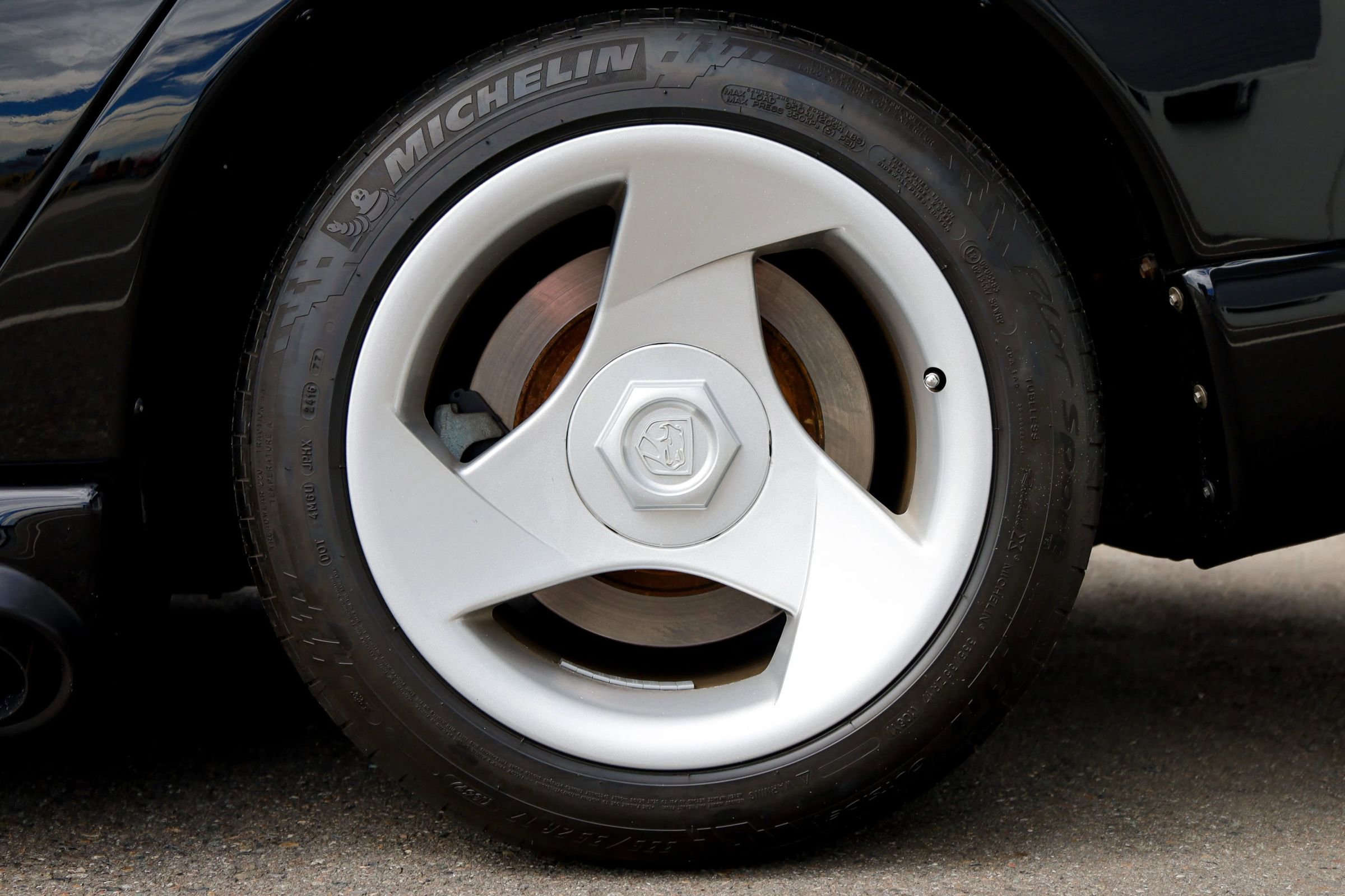 Used 1995 Dodge Viper RT/10 image 70