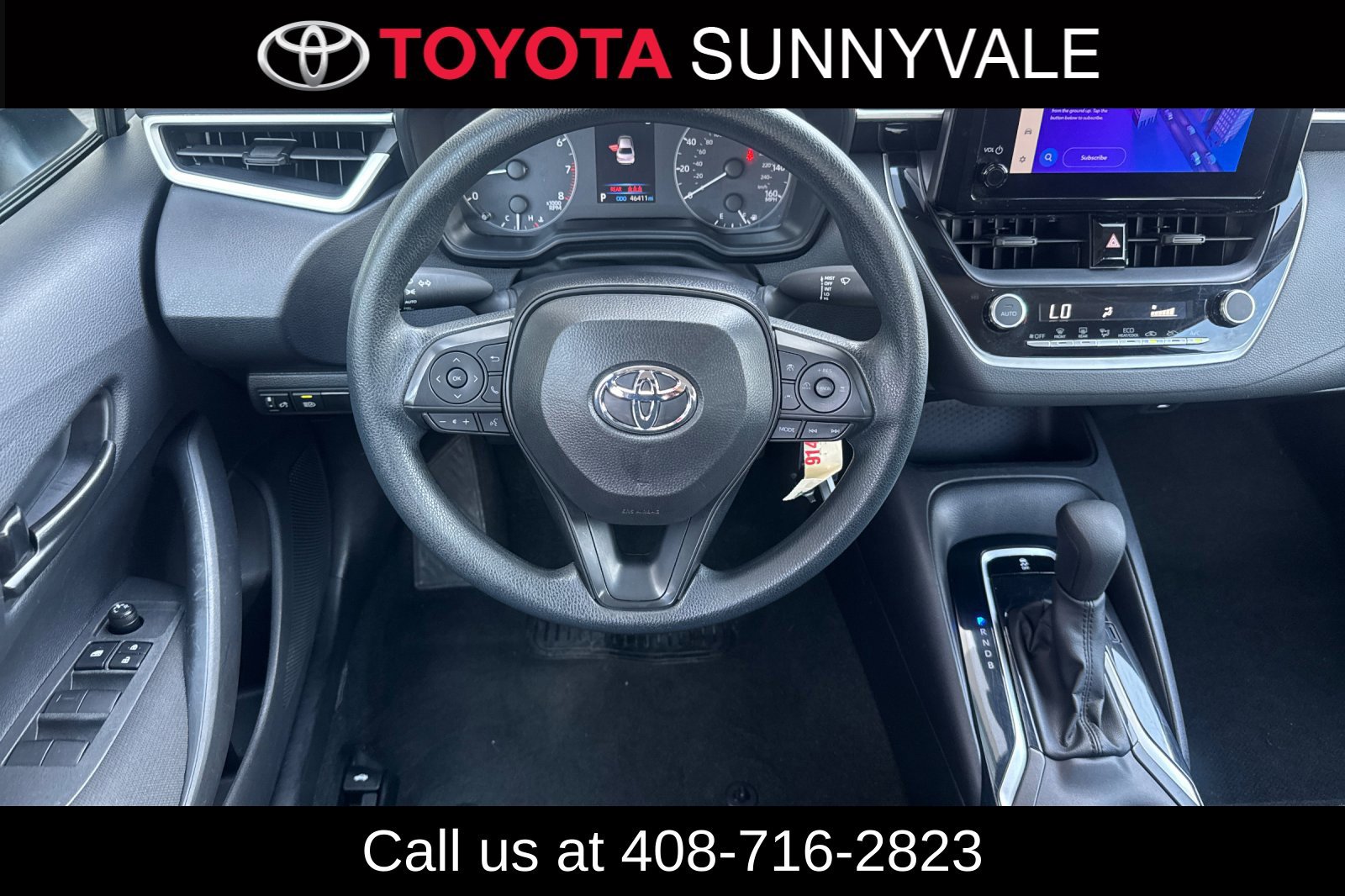 Used 2025 Toyota Corolla LE FWD image 12