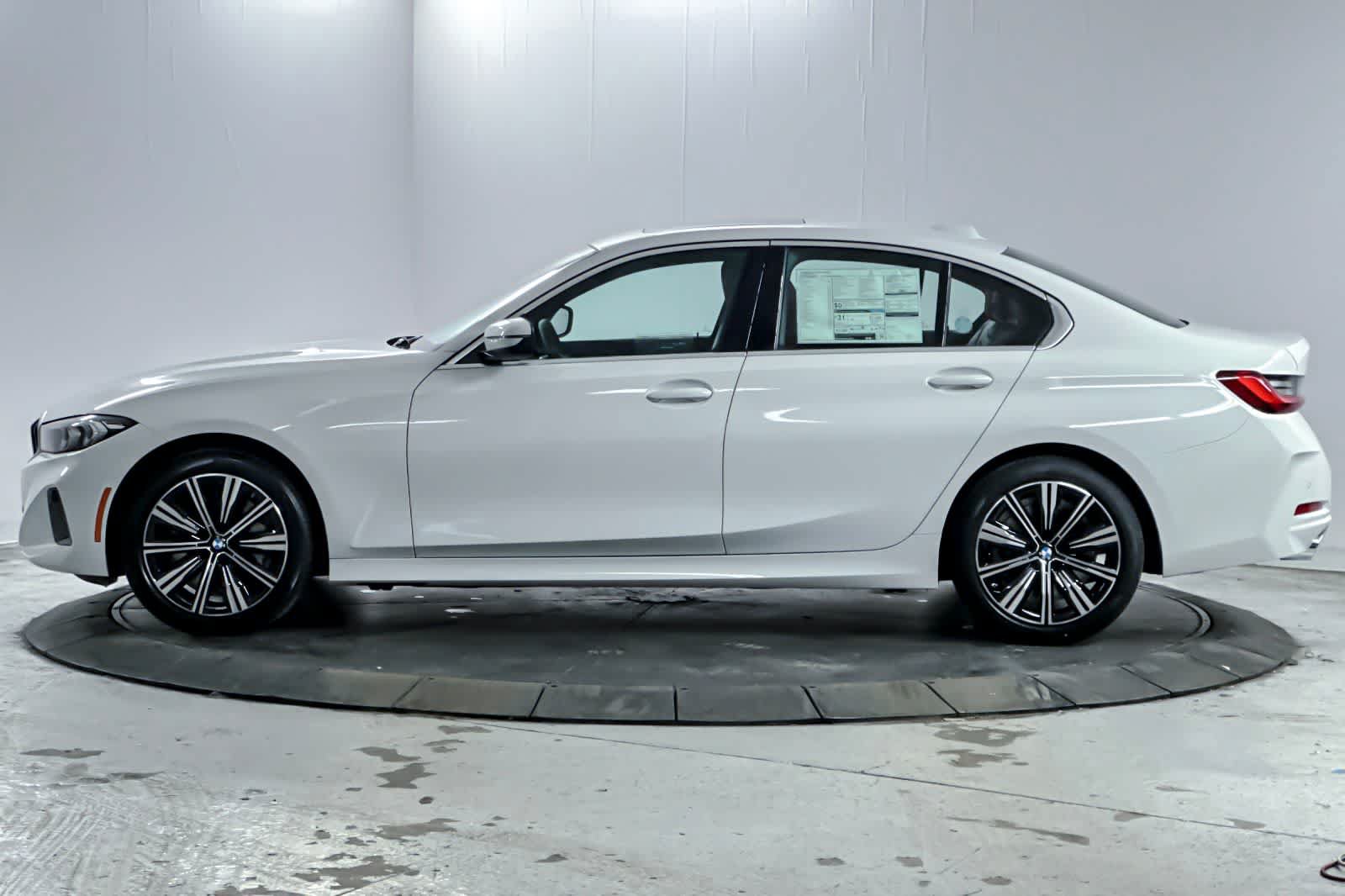 Used 2026 BMW 330i Sedan RWD image 5