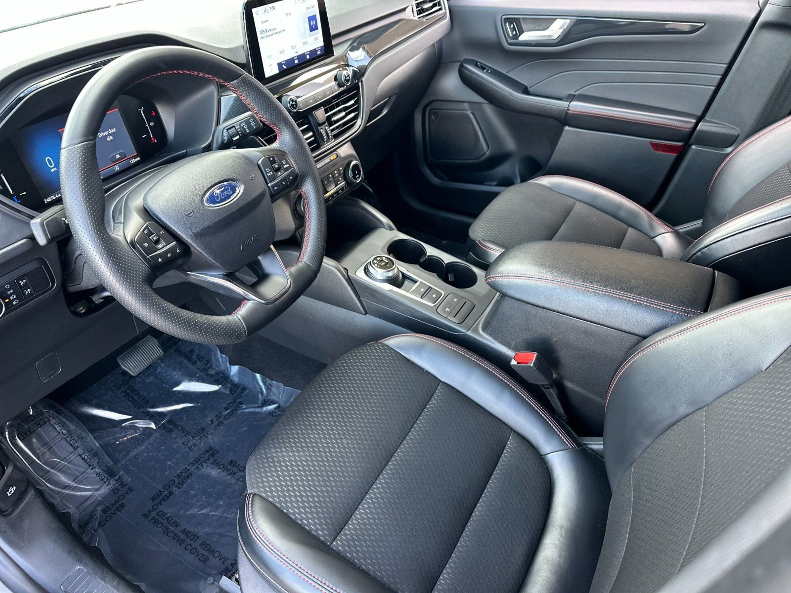 Used 2025 Ford Escape ST-Line Select AWD/4WD image 9