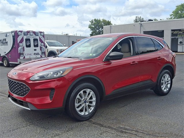 Used 2022 Ford Escape SE w/ Cold Weather Package image 6