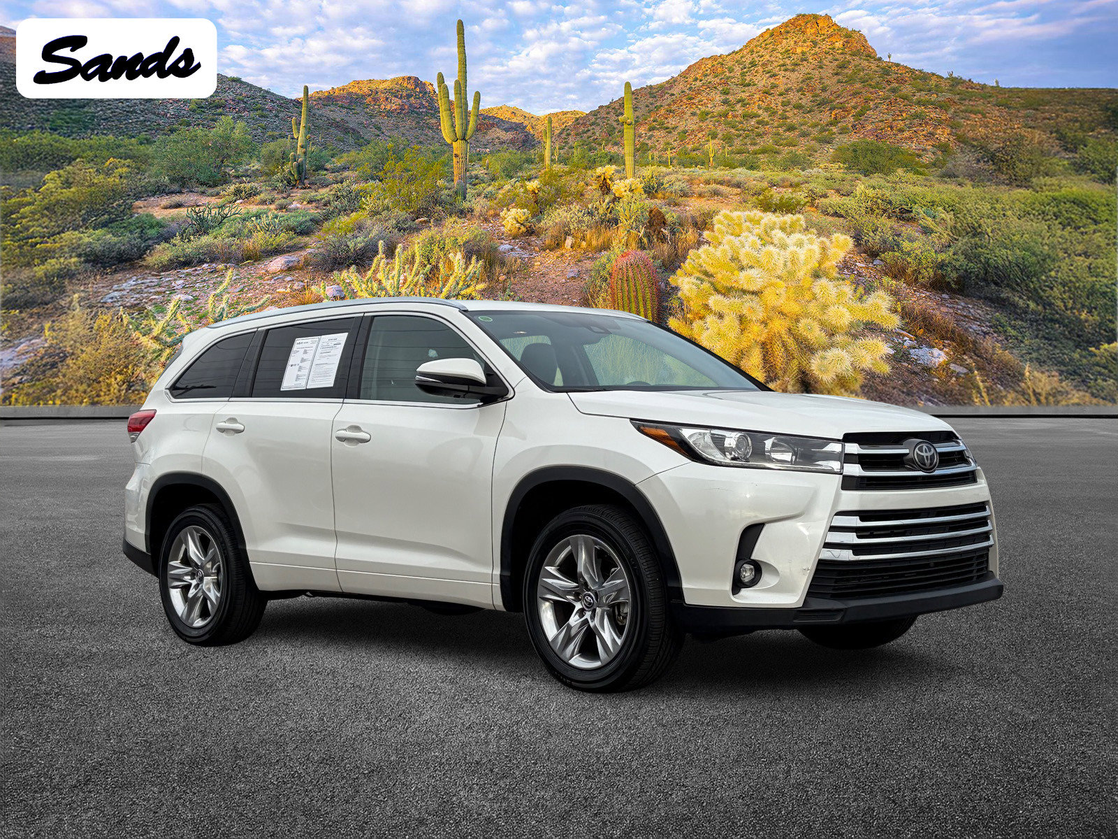 Used 2019 Toyota Highlander Limited image 1
