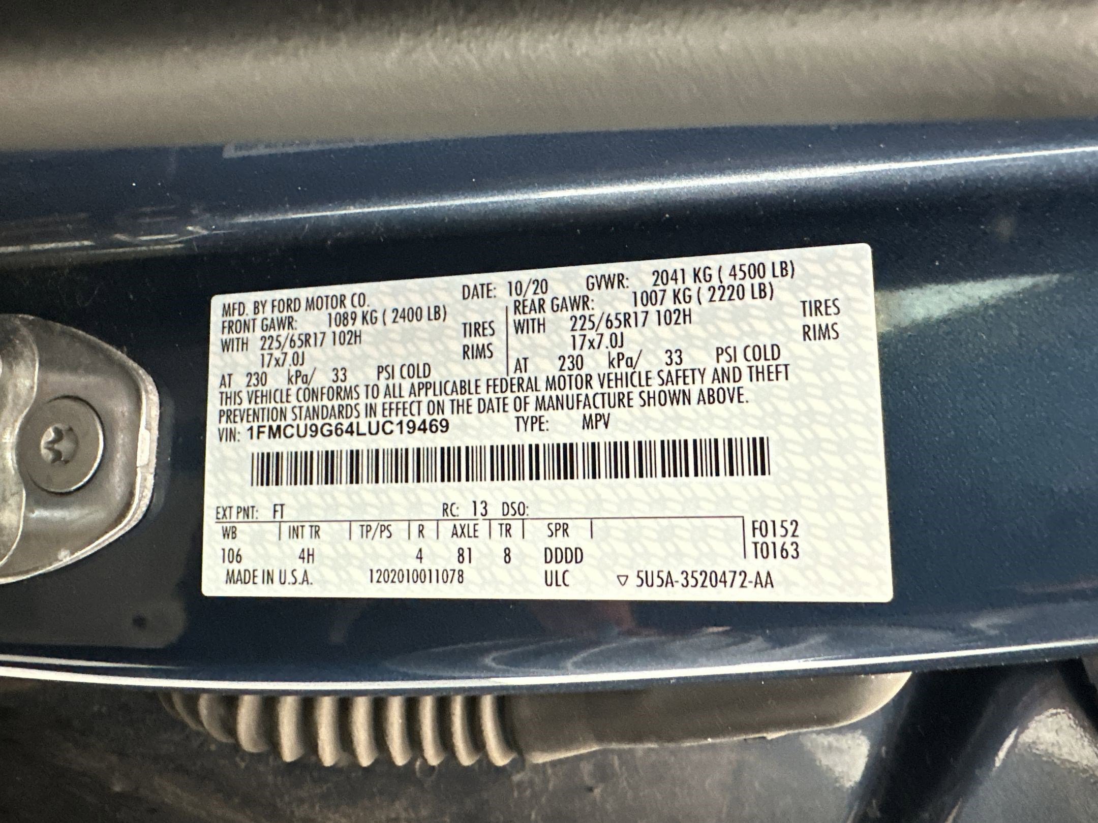 Used 2020 Ford Escape SE image 19