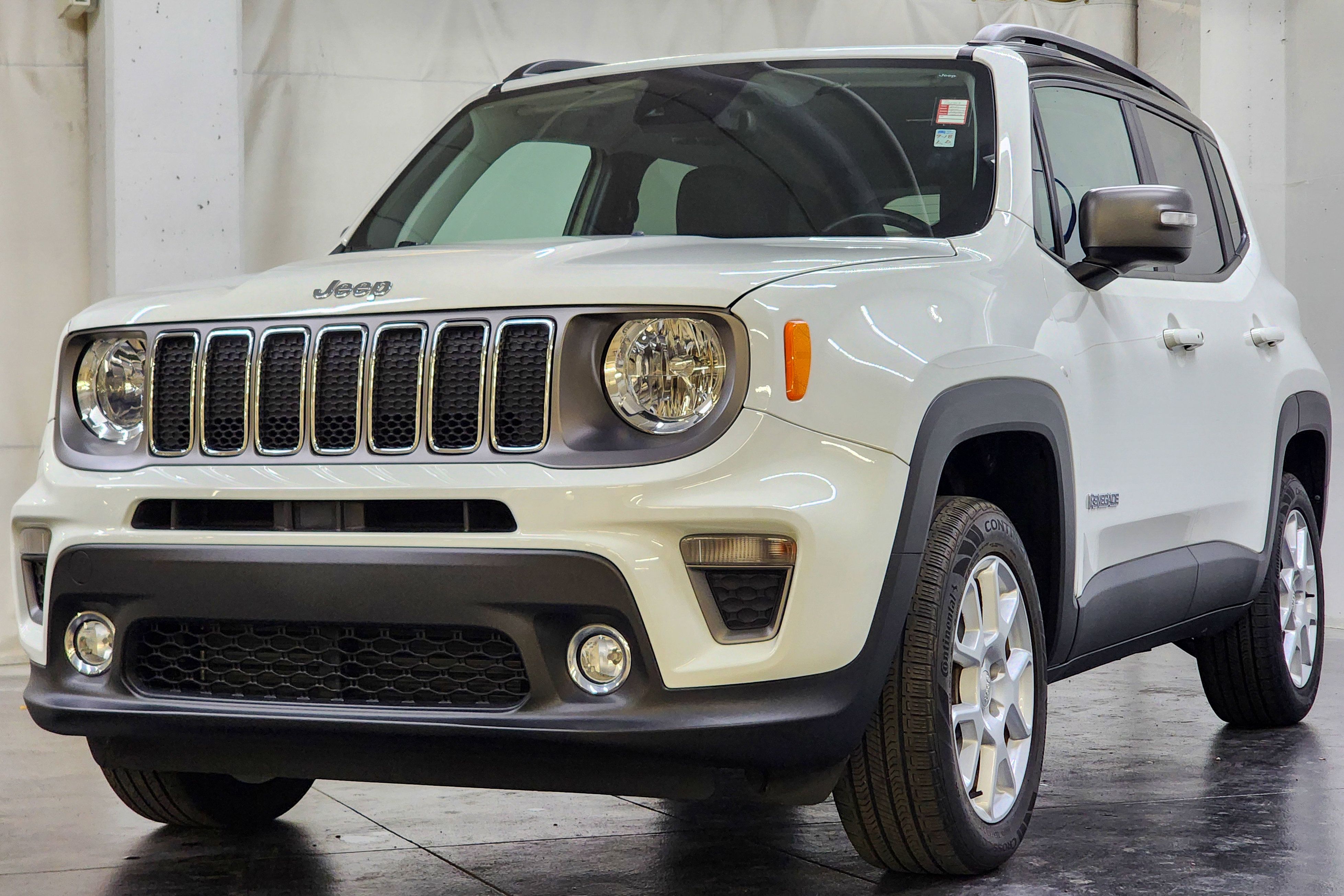 Used 2021 Jeep Renegade Limited image 11