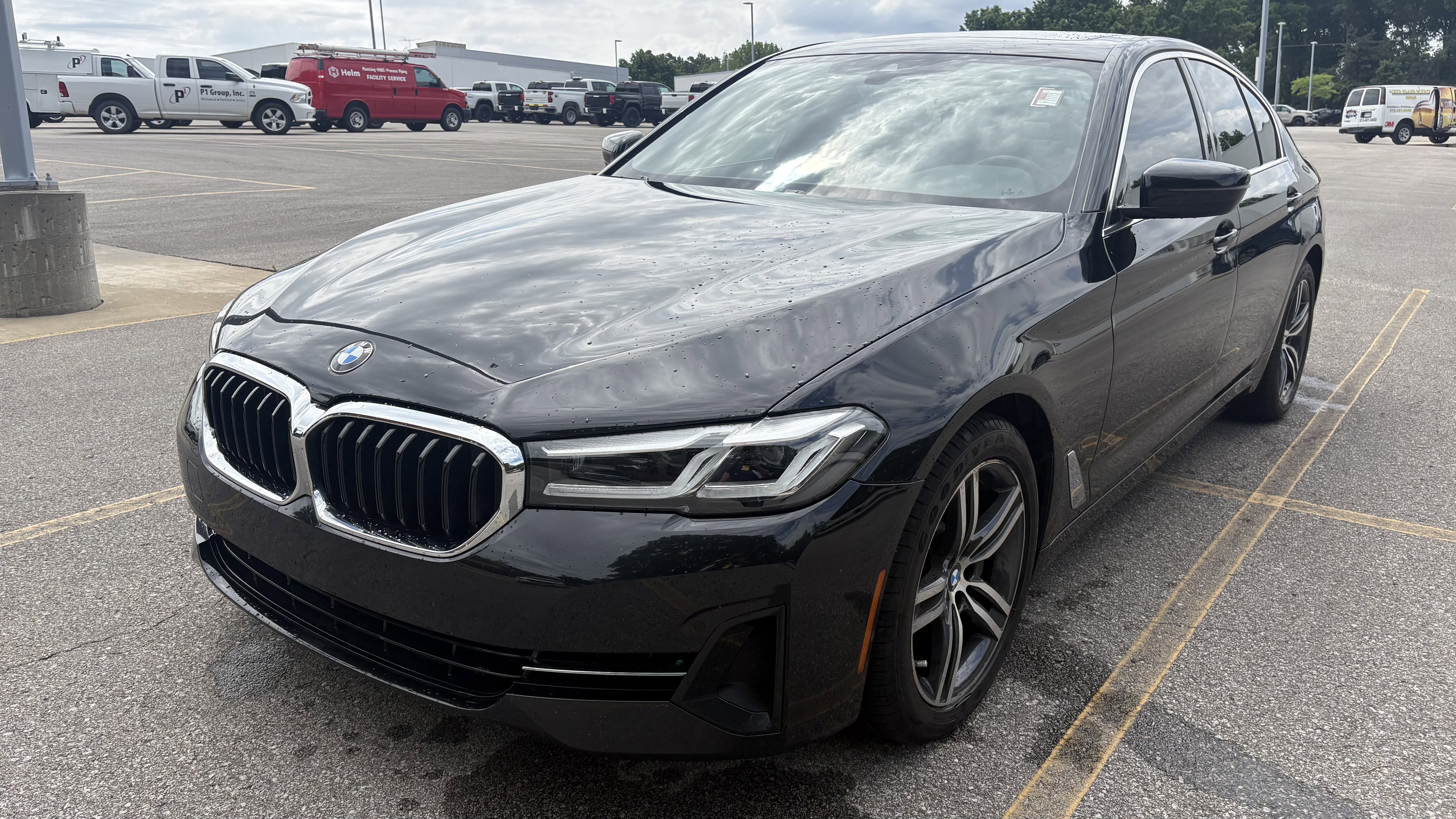 Used 2021 BMW 530i xDrive w/ Convenience Package AWD/4WD image 5
