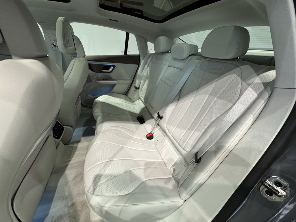 Used 2024 Mercedes-Benz EQE 350+ 4MATIC Sedan image 44