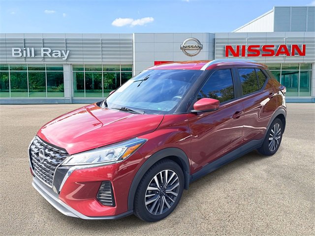 Used 2023 Nissan Kicks SV image 2