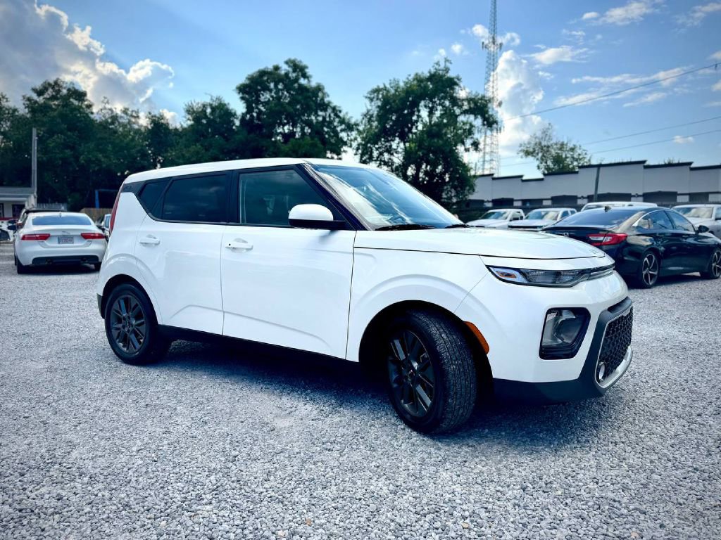 Used 2022 Kia Soul EX image 5