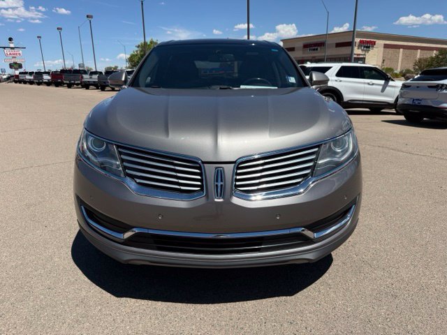 Used 2017 Lincoln MKX Reserve AWD/4WD image 2