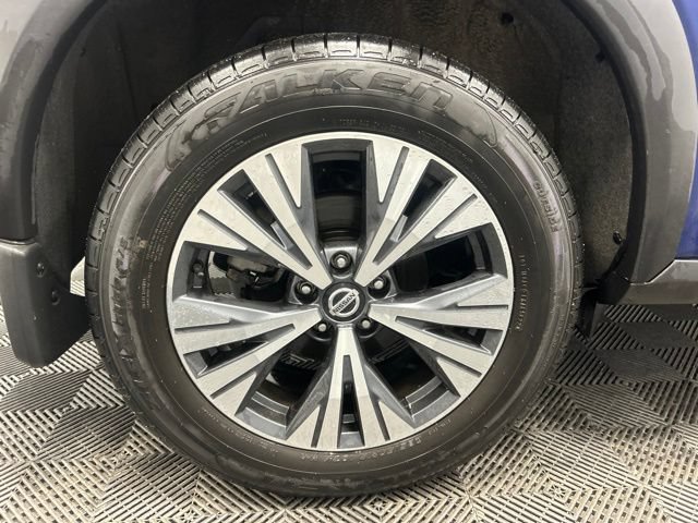 Used 2021 Nissan Rogue SV AWD/4WD image 10