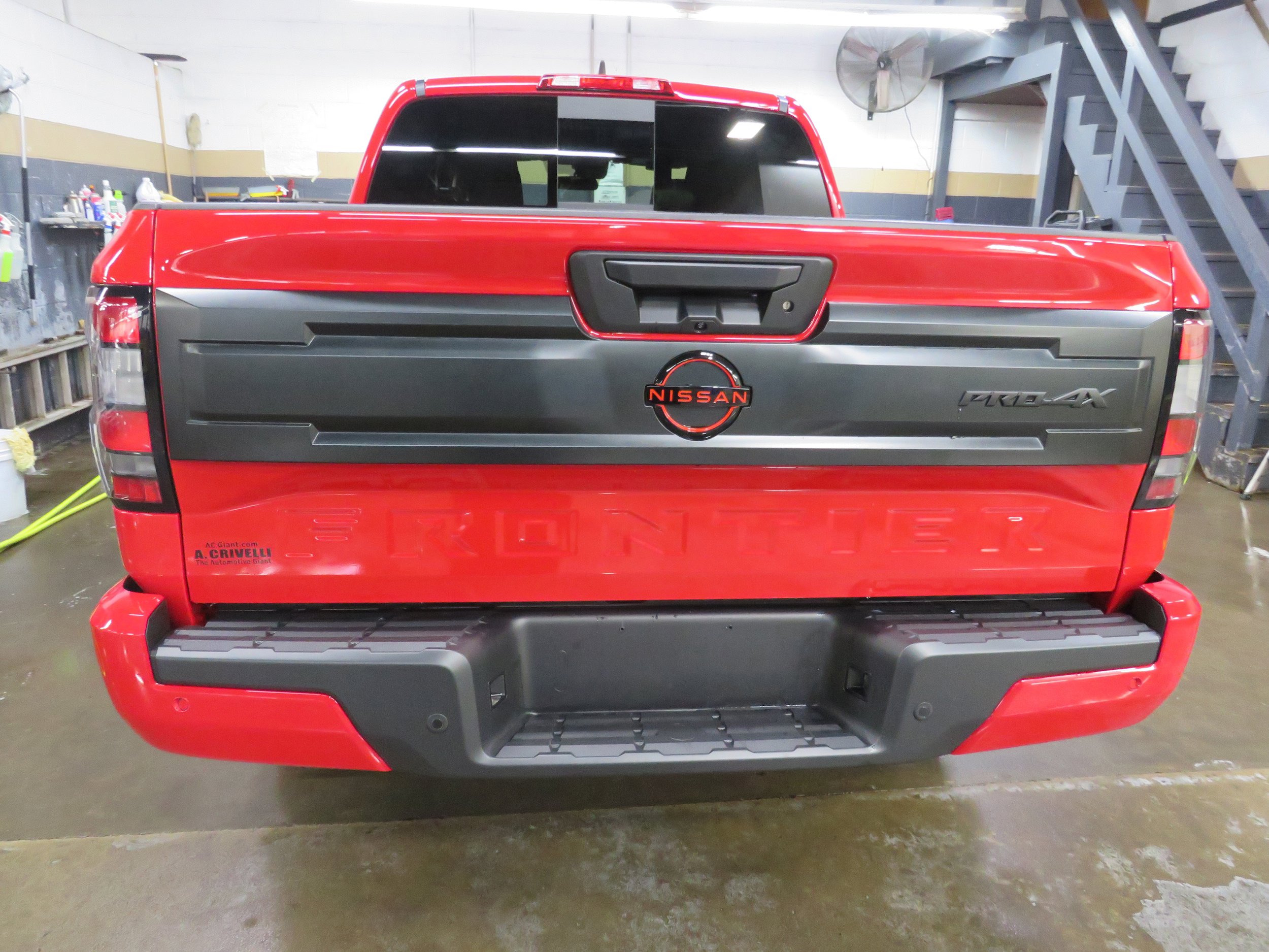 Used 2025 Nissan Frontier PRO-4X video 5