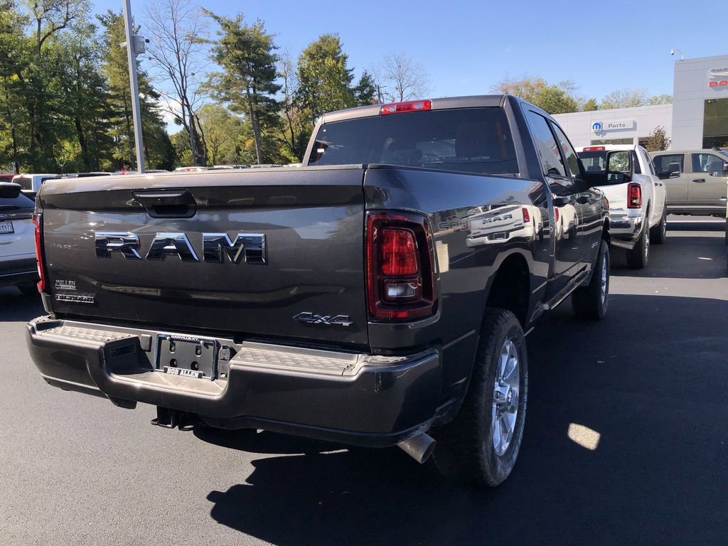 New 2026 RAM 2500 Big Horn AWD/4WD image 5