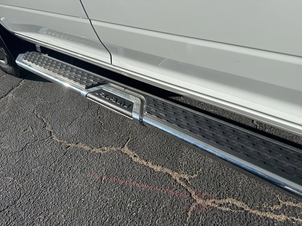 Used 2024 RAM 3500 Tradesman w/ Chrome Appearance Group image 18