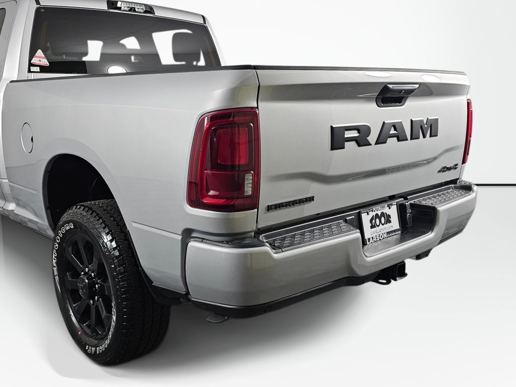 New 2026 RAM 3500 Big Horn AWD/4WD image 15