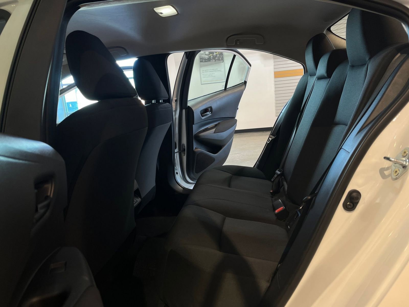 Used 2025 Toyota Corolla LE image 24