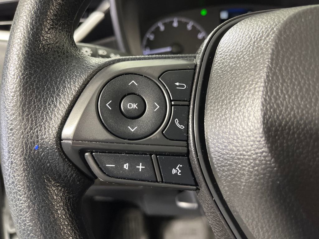 Certified 2025 Toyota Corolla LE FWD image 27