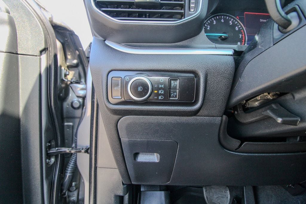 Used 2023 Ford Explorer XLT w/ Equipment Group 202A image 19