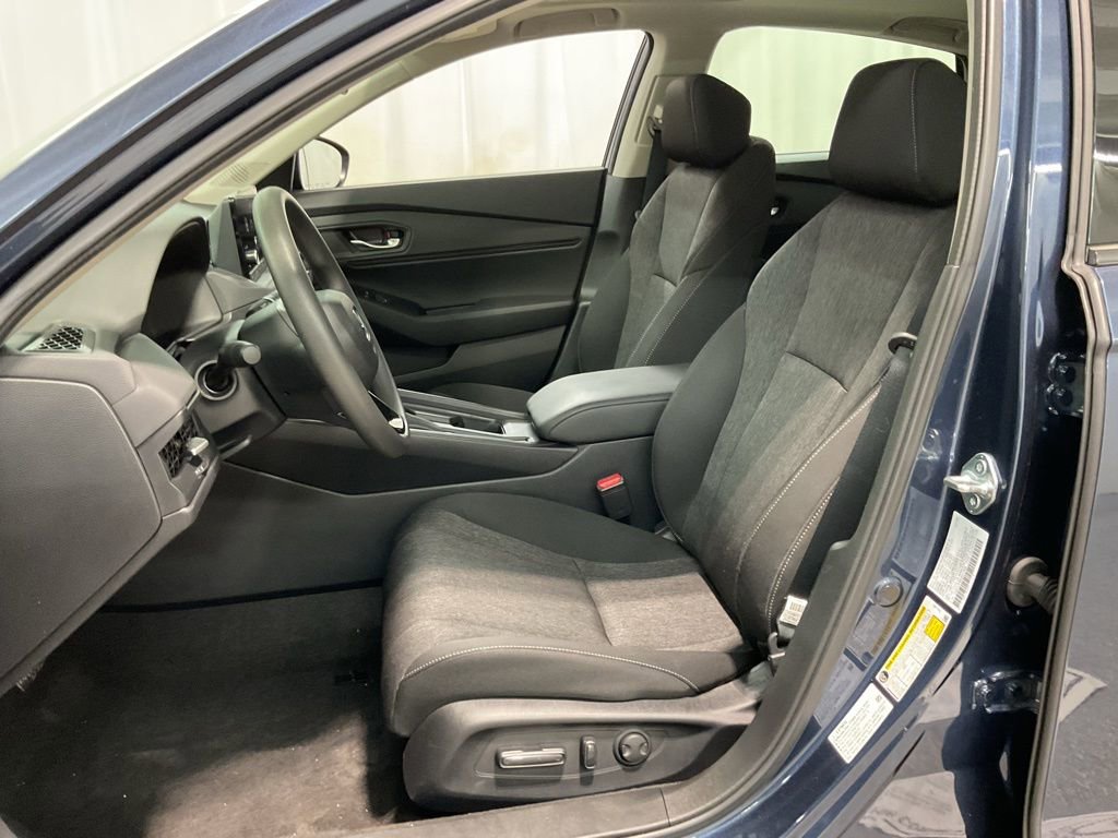 Certified 2025 Honda Accord SE image 21