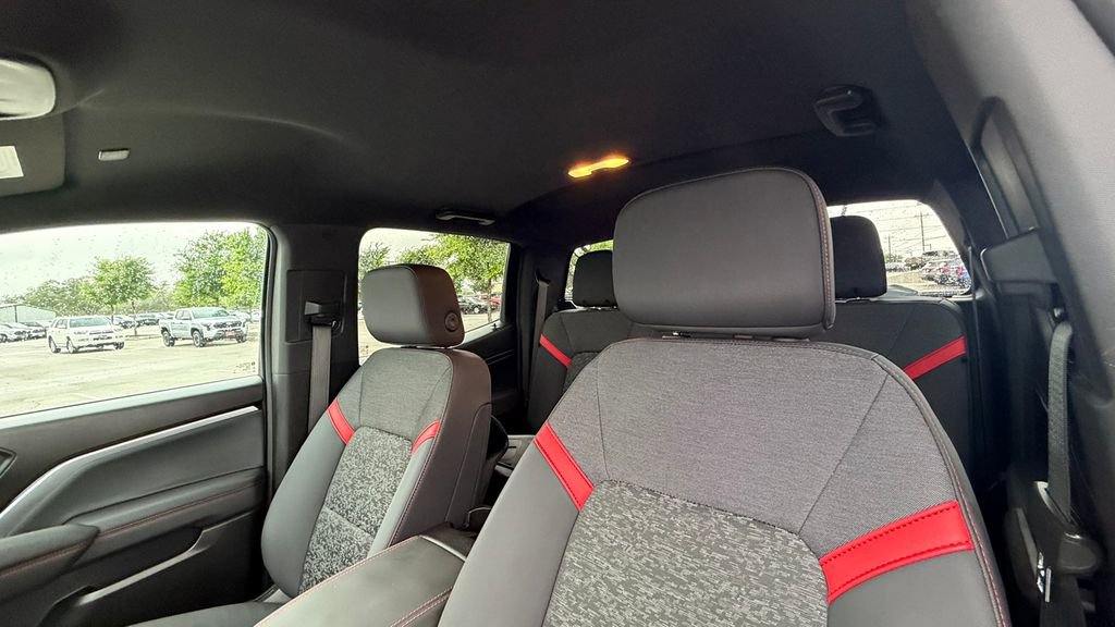 Used 2024 Chevrolet Colorado Z71 w/ Z71 Convenience Package 2 image 21