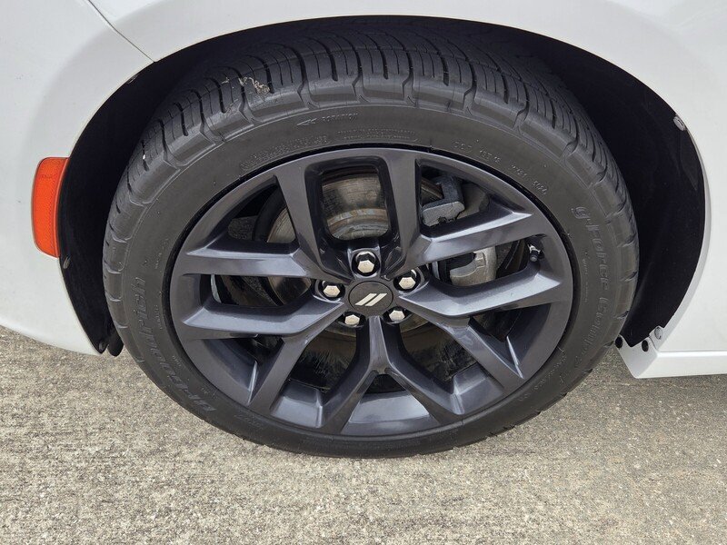 Used 2023 Dodge Charger SXT w/ Blacktop Package RWD image 9