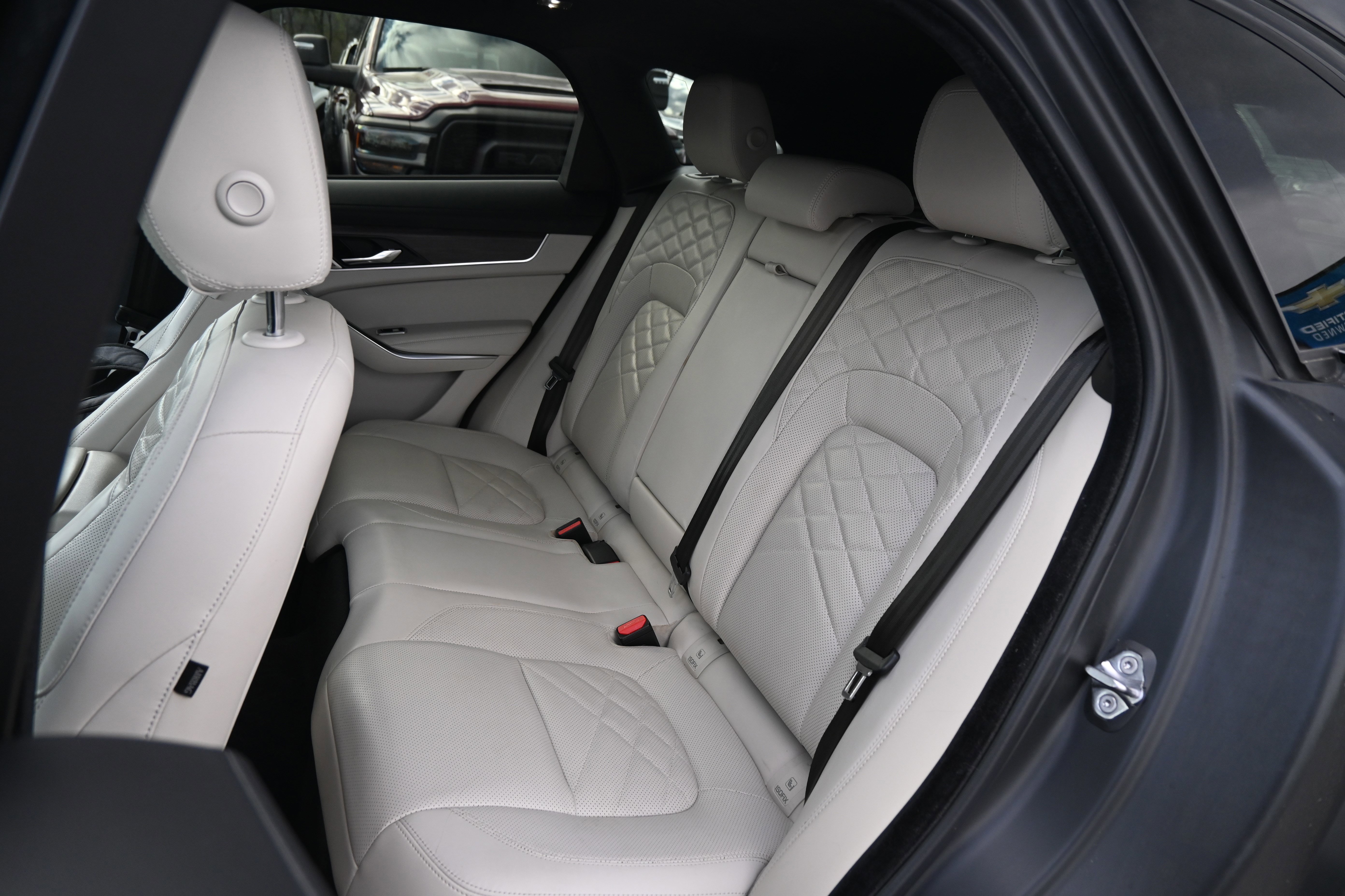 Used 2023 Jaguar F-PACE S image 11