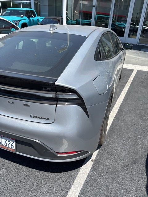 Used 2023 Toyota Prius Prime FWD image 3