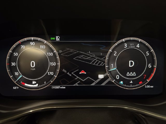 Used 2024 Jaguar XF R-Dynamic SE AWD/4WD image 12