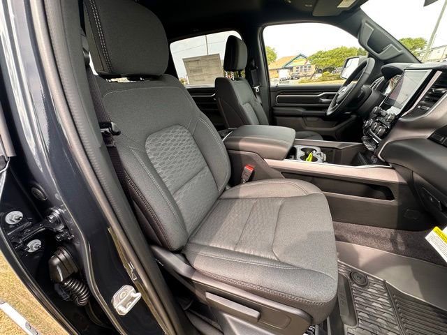 New 2025 RAM 1500 Big Horn AWD/4WD image 11
