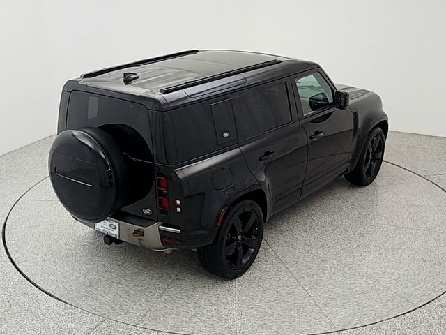 Certified 2023 Land Rover Defender 110 X-Dynamic SE image 31
