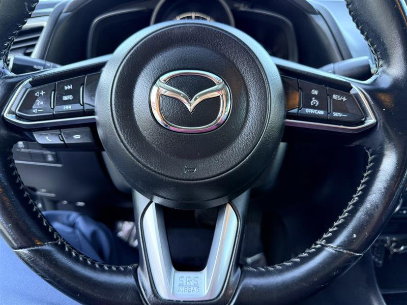 Used 2018 MAZDA MAZDA3 Touring FWD image 26
