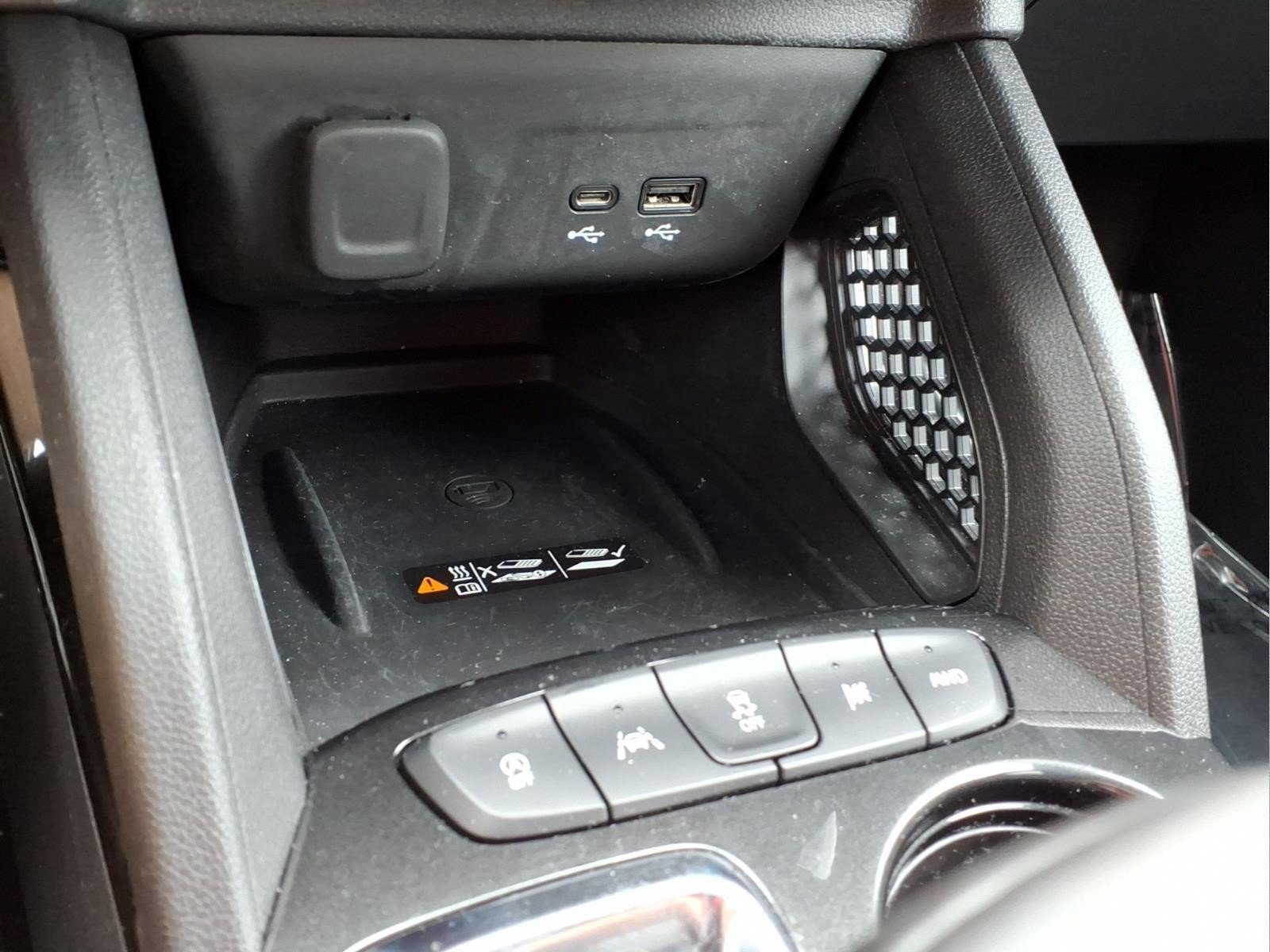 Used 2025 Chevrolet TrailBlazer ACTIV w/ Convenience Package AWD/4WD image 22