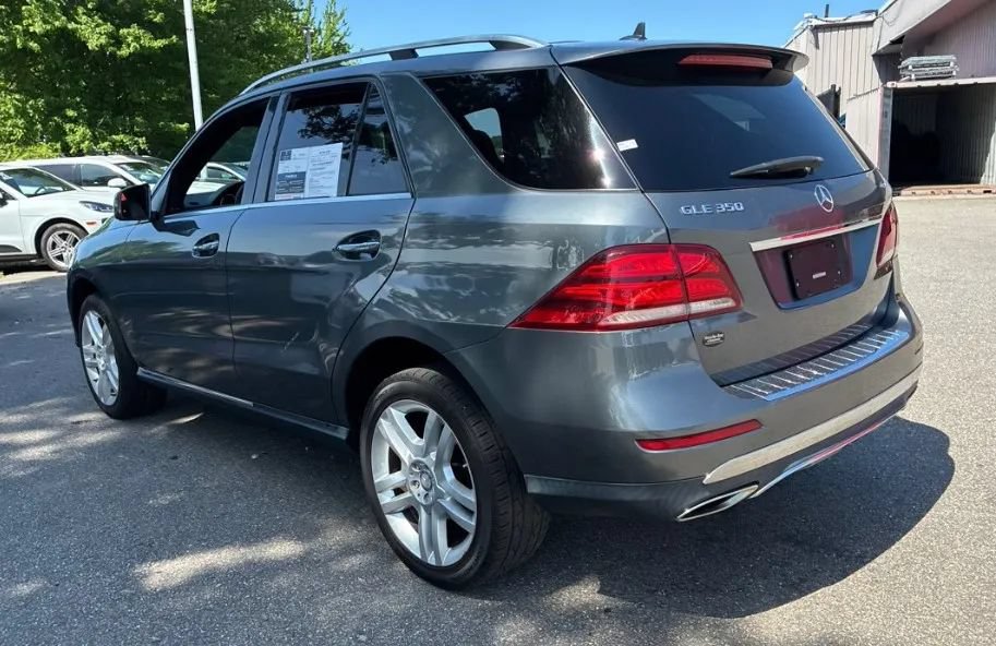 Used 2017 Mercedes-Benz GLE 350 4MATIC image 2
