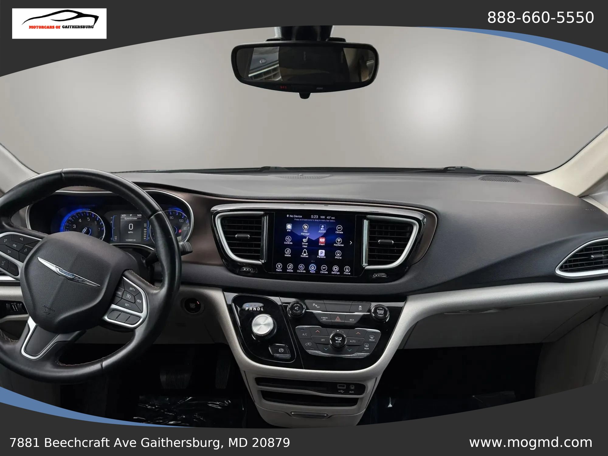 Used 2017 Chrysler Pacifica Touring-L w/ Tire & Wheel Group image 16