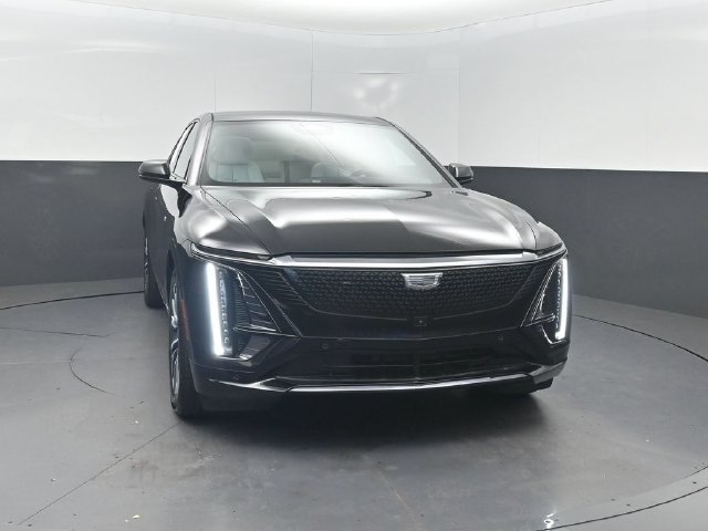 Used 2024 Cadillac Lyriq Sport AWD/4WD image 33