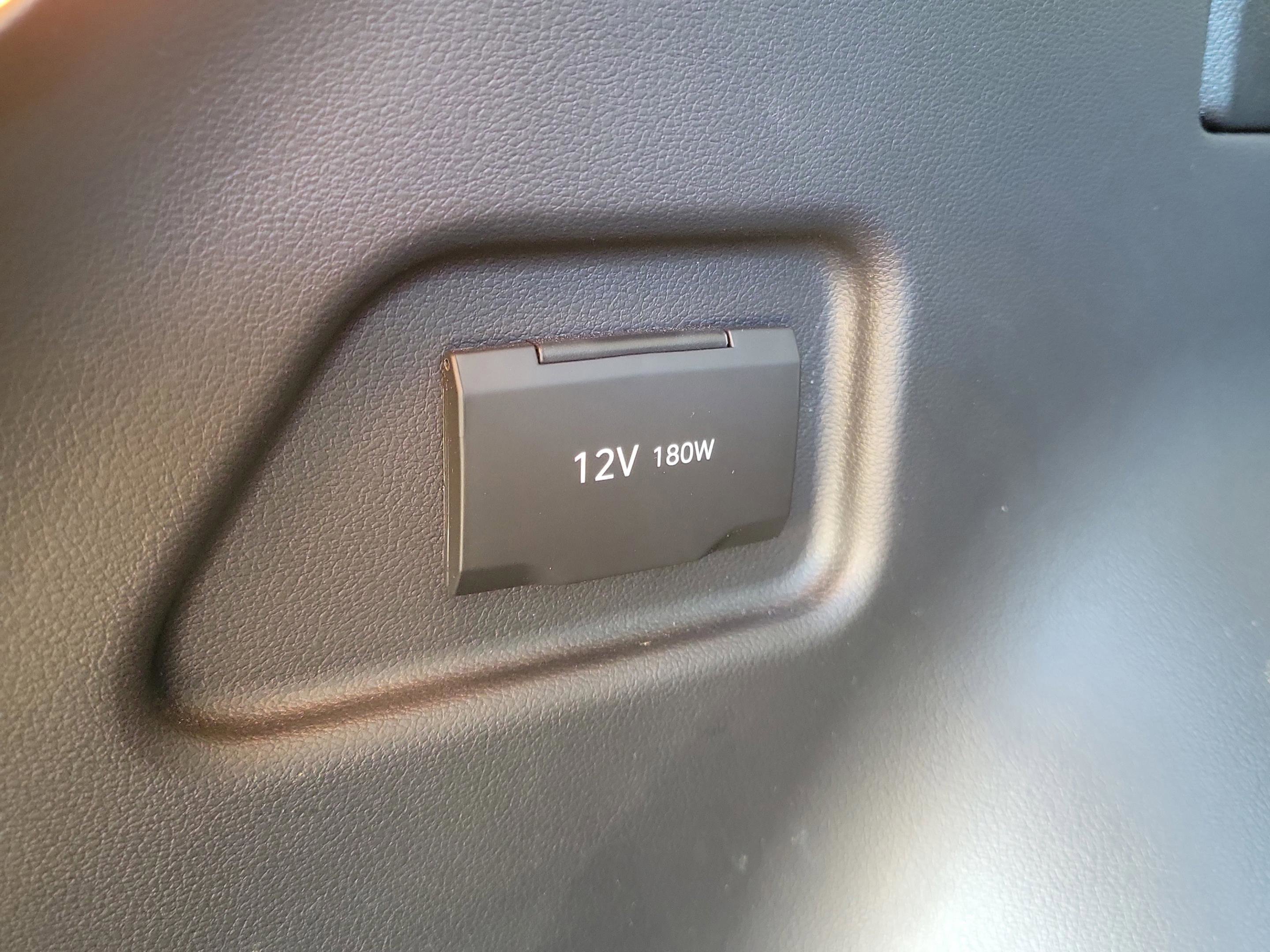 Used 2024 Hyundai Tucson Blue image 9