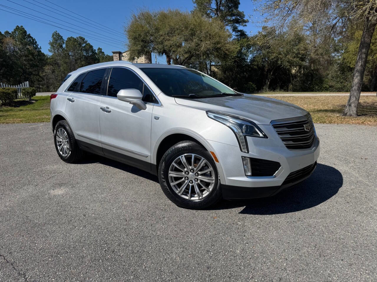 Used 2017 Cadillac XT5 Luxury image 8
