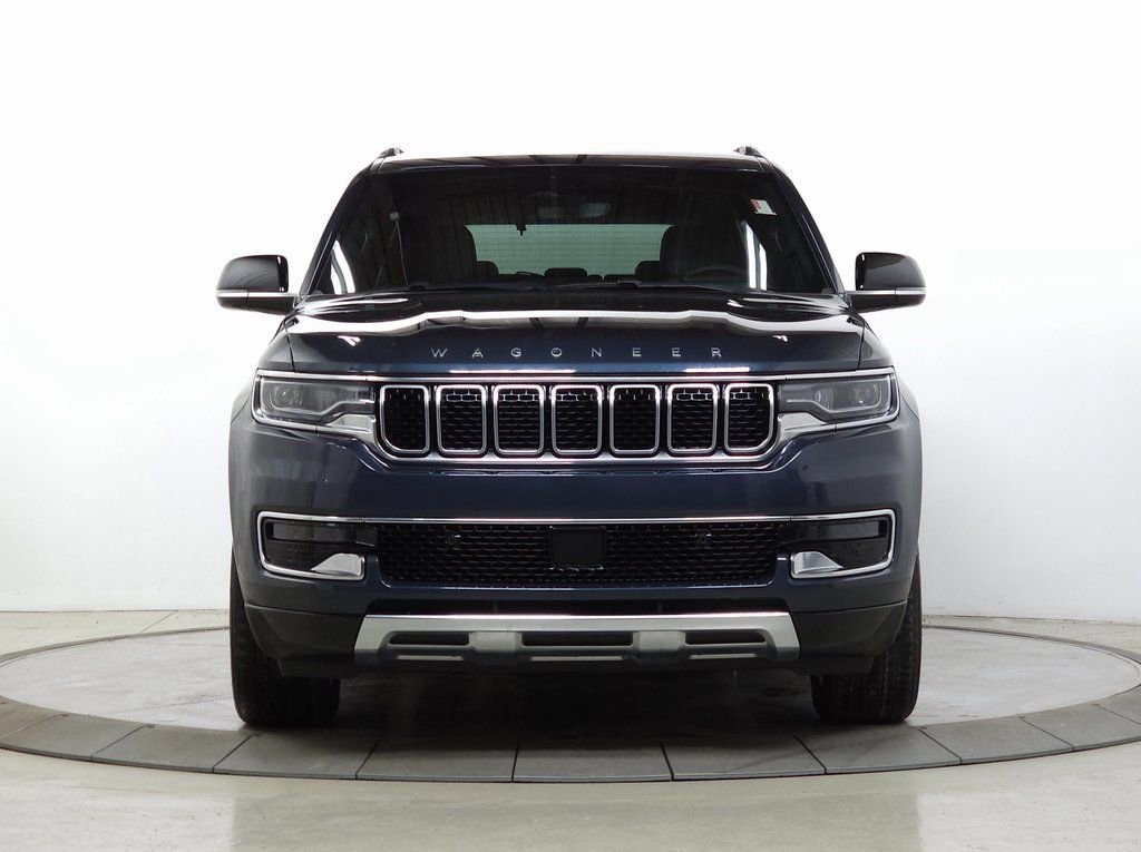 Used 2024 Jeep Wagoneer Series III AWD/4WD image 11