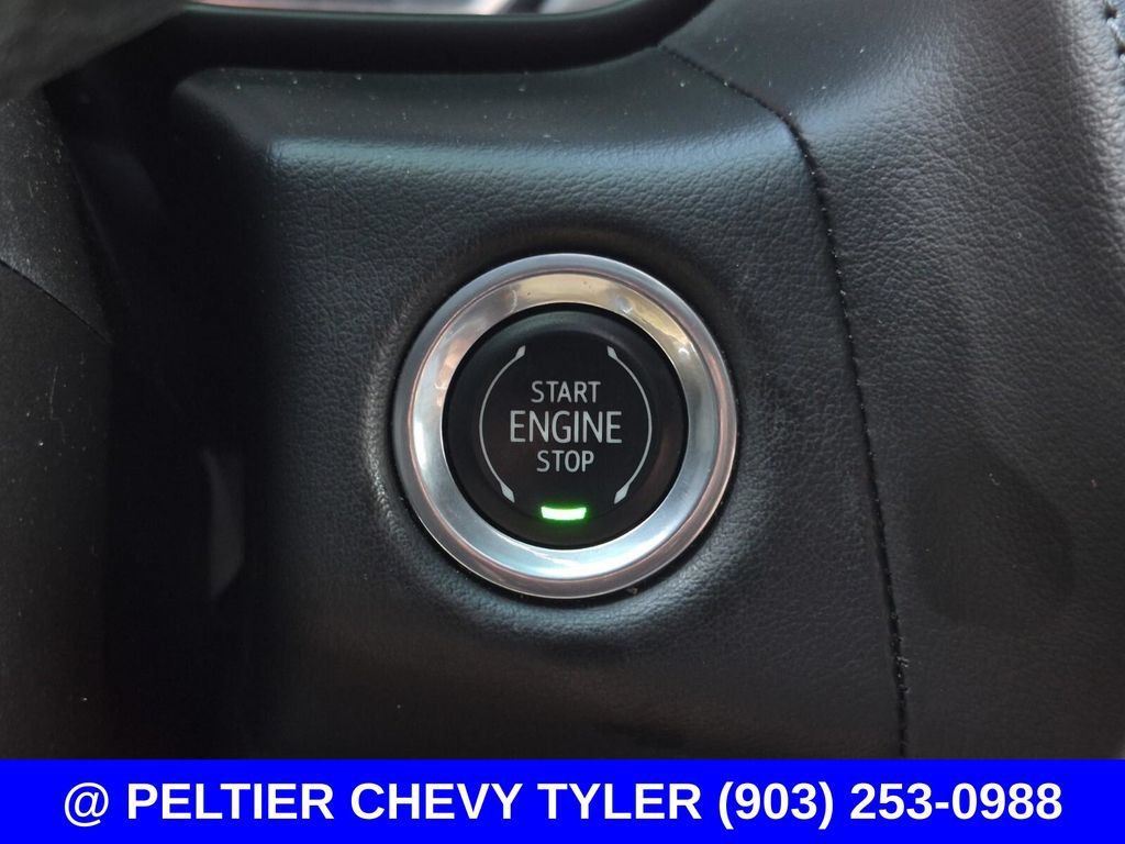 Used 2021 Chevrolet Tahoe Z71 w/ Z71 Off-Road Package AWD/4WD image 31