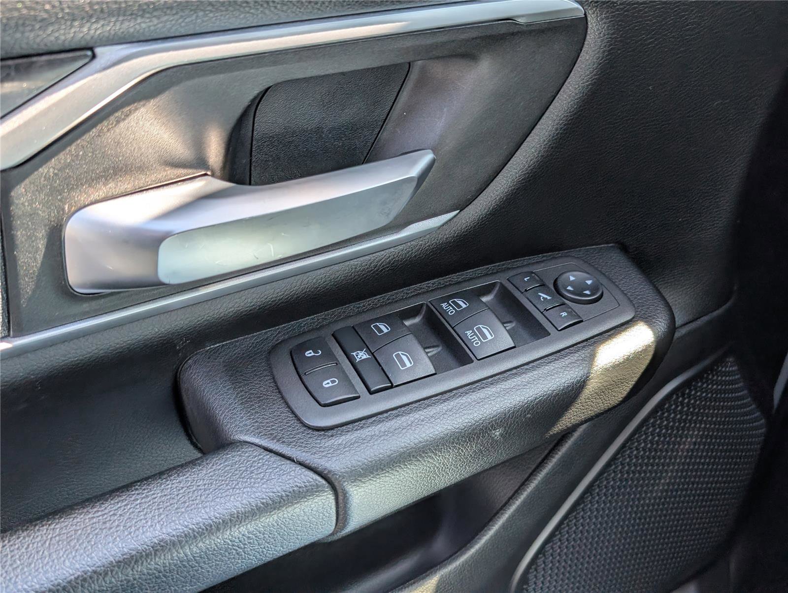 Used 2022 RAM 1500 Big Horn image 15