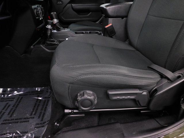 Used 2022 Jeep Gladiator Willys image 24