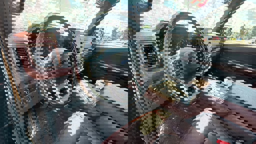 Used 2024 Ford Expedition Max Limited image 10