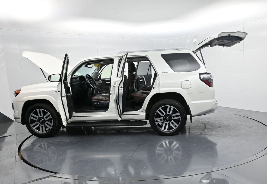 Used 2023 Toyota 4Runner Limited image 77