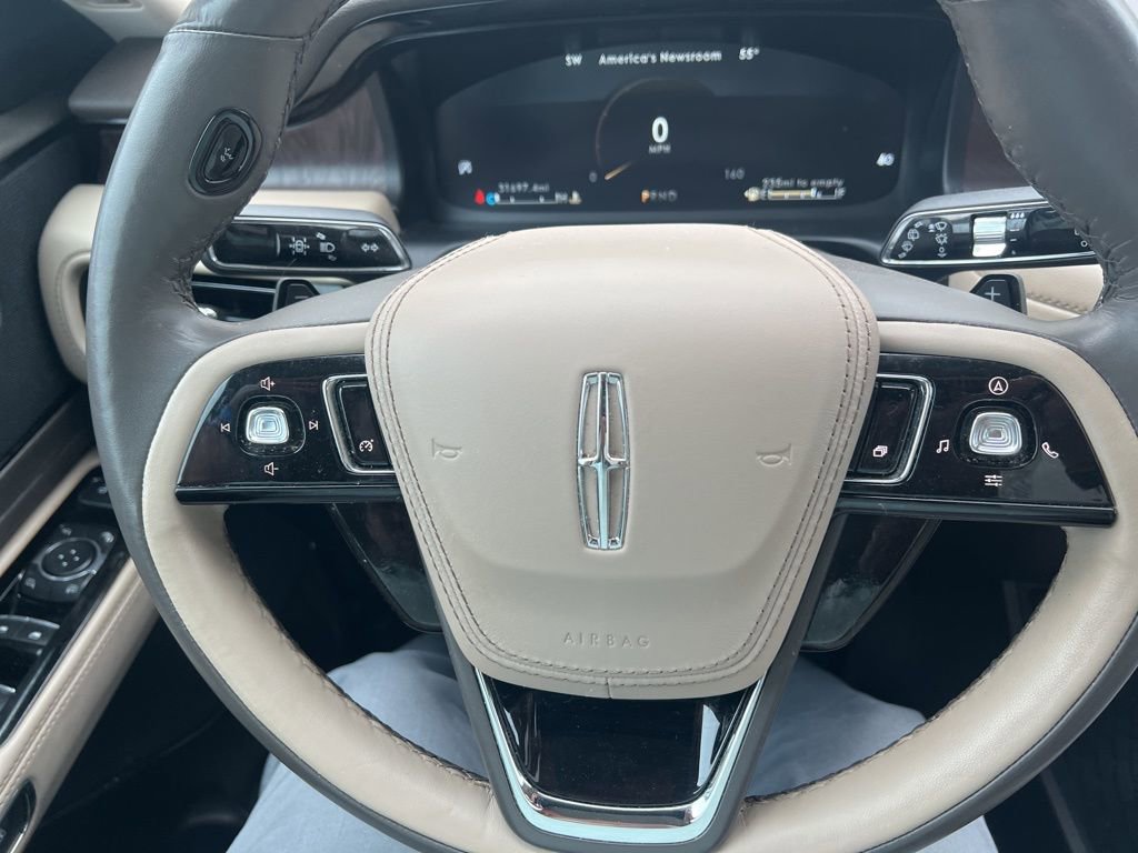 Used 2022 Lincoln Aviator Reserve w/ Elements Package Plus image 8